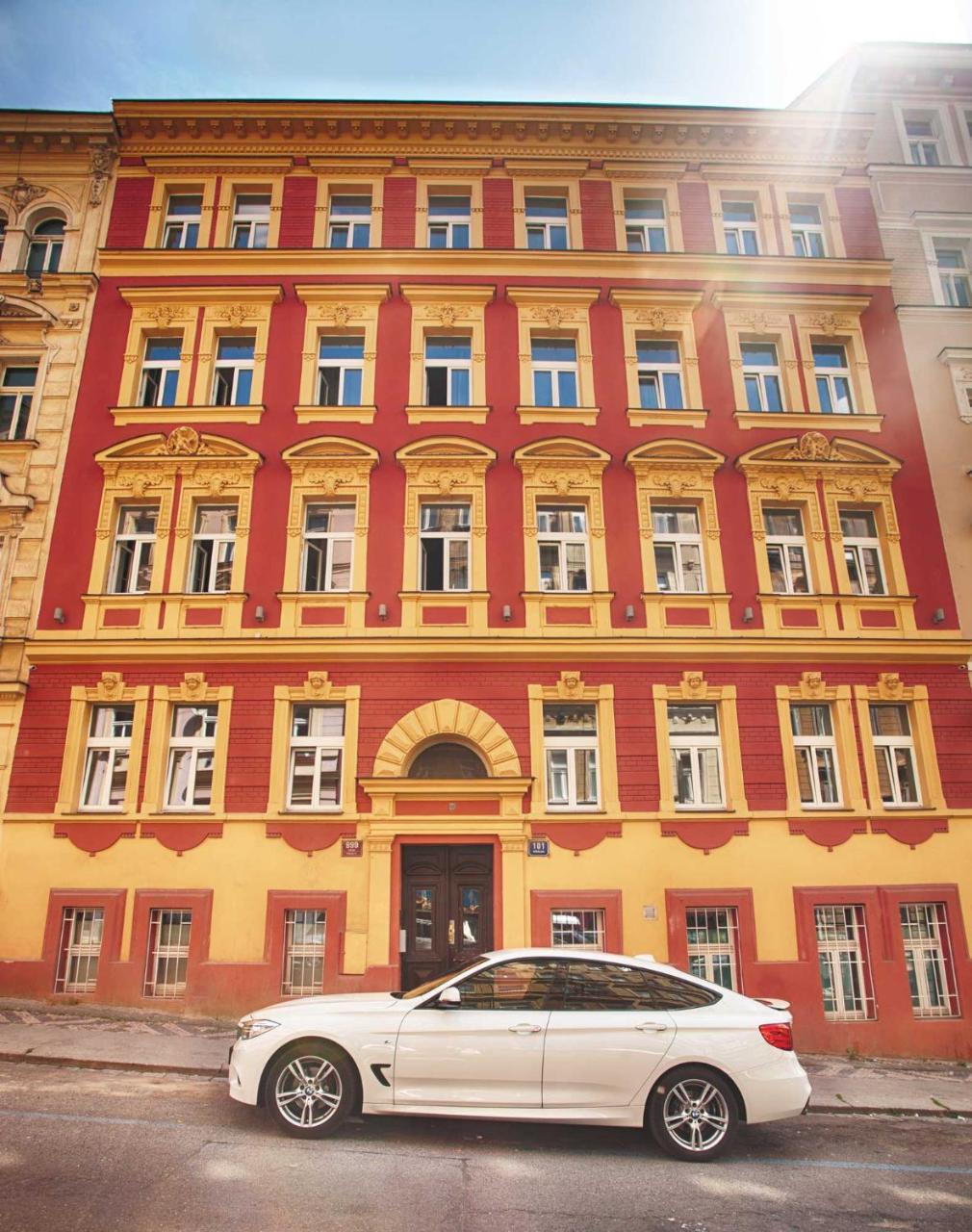 Churchill Apartments Prague Exterior photo
